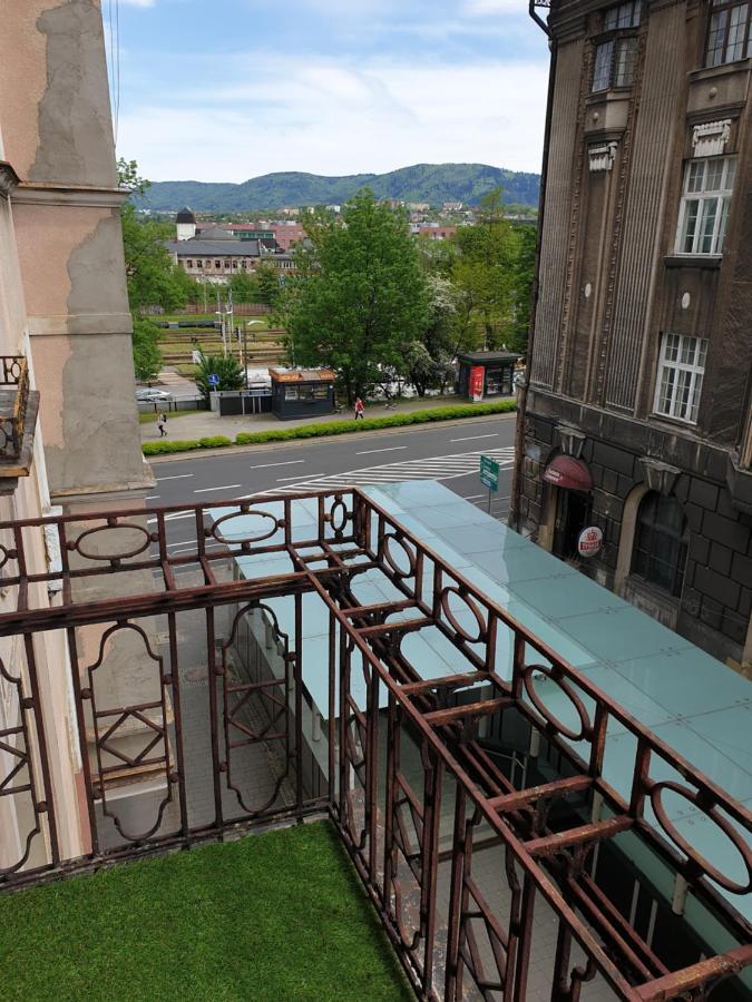Apartament Matejki E ビエルスコ・ビアバ エクステリア 写真